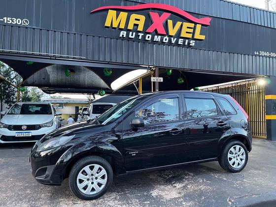 FORD FIESTA 1.0 ROCAM S 8V FLEX 4P MANUAL FORD FIESTA 1.0 ROCAM S 8V FLEX 4P MANUAL